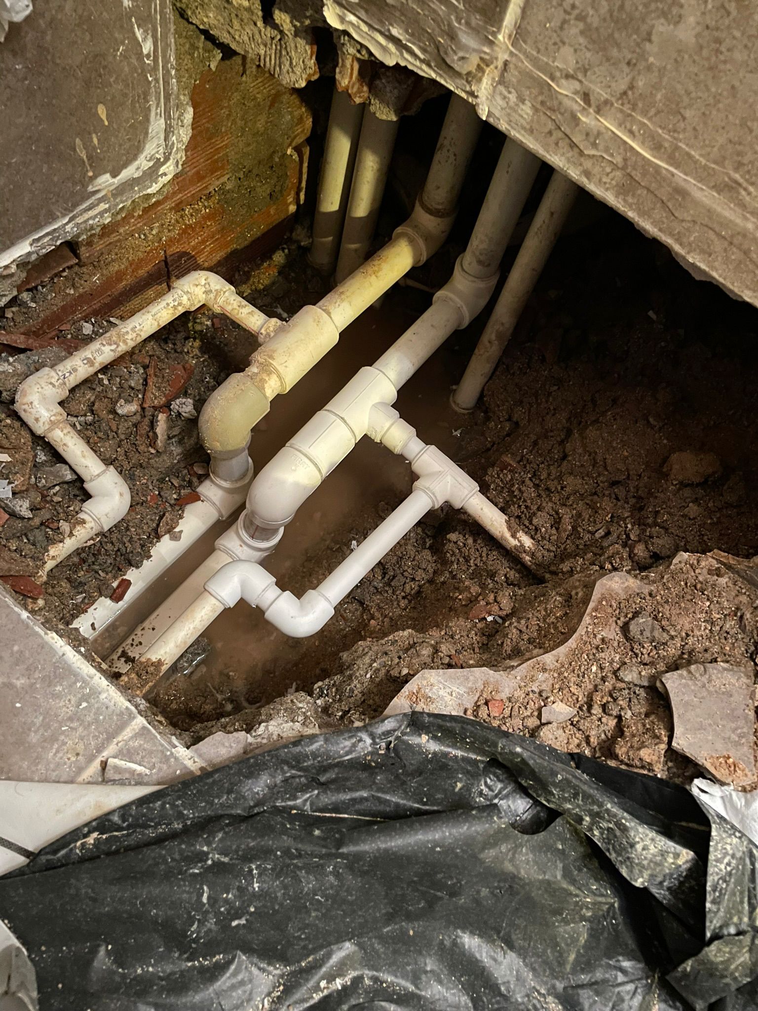 Tesisat borularında tıkanıklık açma işlemi